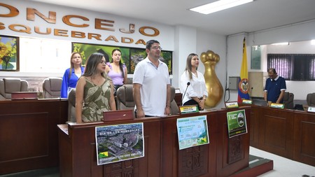 Gestora Social de Dosquebradas en el diálogo por las mujeres de Risaralda, efectuado en el concejo municipal de Dosquebradas