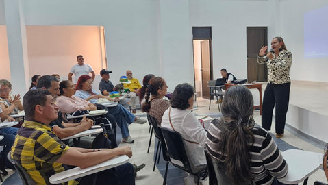 Artesanos de Dosquebradas se capacitan en herramientas de diseño