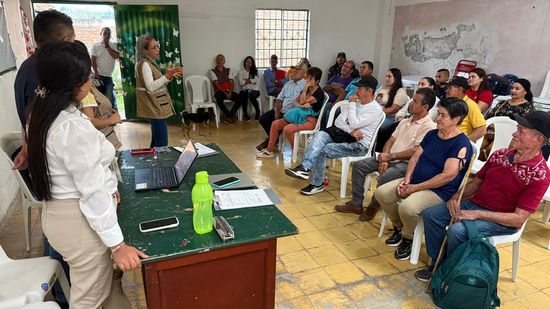 La socialización de la Actualización Catastral Rural, llegó hasta la serranía La Marcada