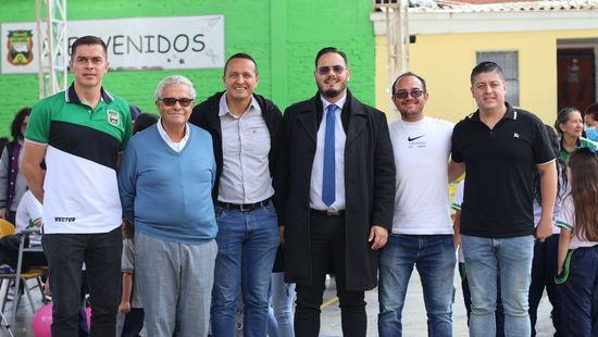 Dosquebradas inspira a las nuevas generaciones con la Feria de Ciencia 2025 de la institución educativa Santa Isabel