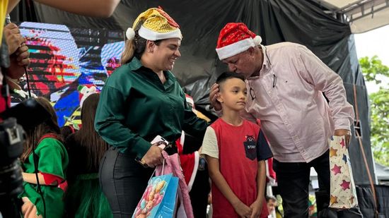 Alcalde Roberto Jiménez alegró la Navidad de más de 2000 niños y niñas en Dosquebradas.