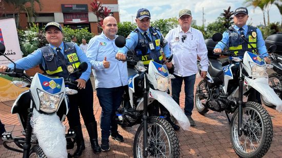 Dosquebradas inicia el 2026 con 10 nuevas motocicletas para Tránsito y Movilidad